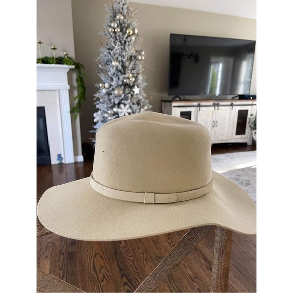 Urban Outfitters Brighton Felt Boater Hat One Size